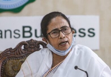 चुनाव आयोग पर भड़कीं Mamata Banerjee