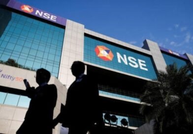 सेंसेक्स और निफ्टी में गिरावट