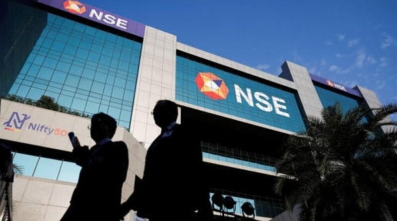 सेंसेक्स और निफ्टी में गिरावट