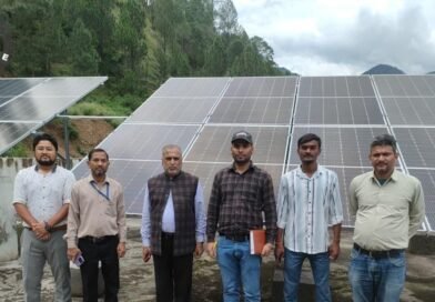 पौड़ी जिले में सौर ऊर्जा से बदल रही तस्वीर, सोलर योजनाओं से बिजली बचत के साथ रोजगार में बढ़ोतरी