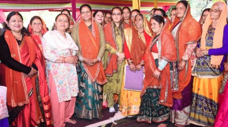 माता रानी के विभिन्न अवतार हमें संघर्ष और कर्तव्यनिष्ठ जीवन जीने की प्रेरणा देते हैं- रेखा आर्या