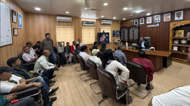 उत्तरकाशी में चार धाम यात्रा से सीमित संख्या को पूर्णत् समाप्त करने की मांग रखी गई