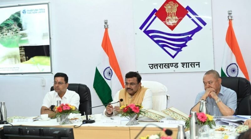 आपदा से क्षतिग्रस्त सड़कों की मरम्मत कार्यों में तेजी लाई जाए- मुख्य सचिव