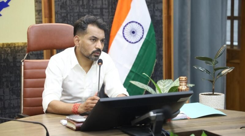 रात्रिकालीन कार्यों को मिली सशर्त अनुमति, लापरवाही पर डीएम का सख्त रुख