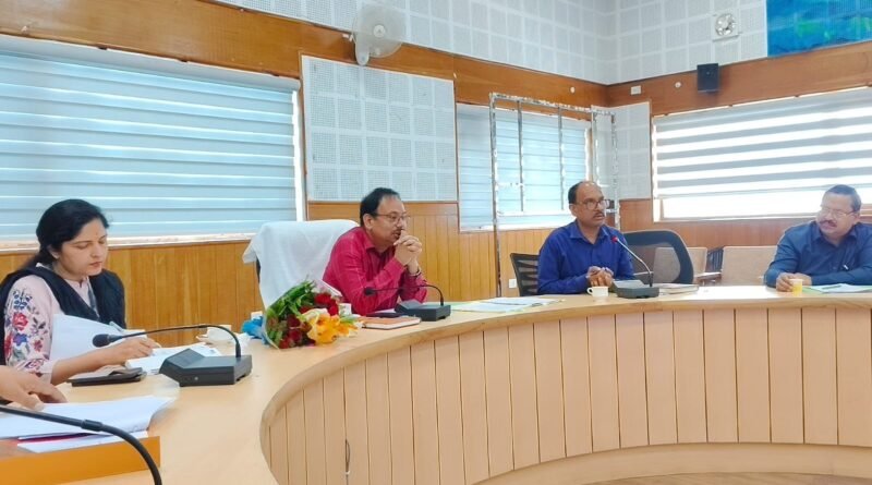 25 सूत्रीय कार्यक्रम के कार्यों में तेजी लाकर गुणवत्ता के साथ लक्ष्य प्राप्त करें: मुख्य विकास अधिकारी