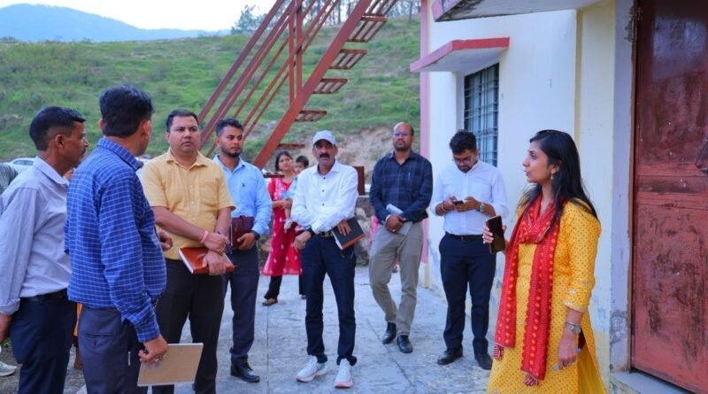 पहाड़ के अंतिम छोर तक पहुंचा प्रशासन, मुस्याखांद चौपाल में जनसमस्याओं के समाधान को दिए निर्देश