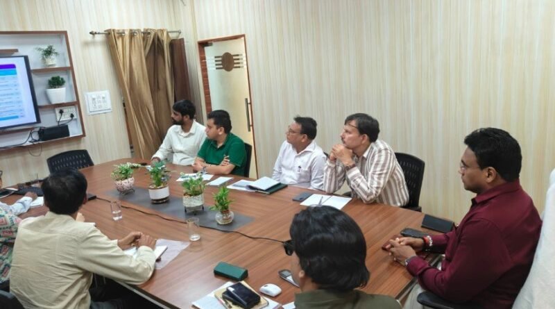 पीएम आवास योजना के कार्यों में किसी भी प्रकार की लापरवाही बर्दाश्त नहीं- डॉ. आर. राजेश कुमार