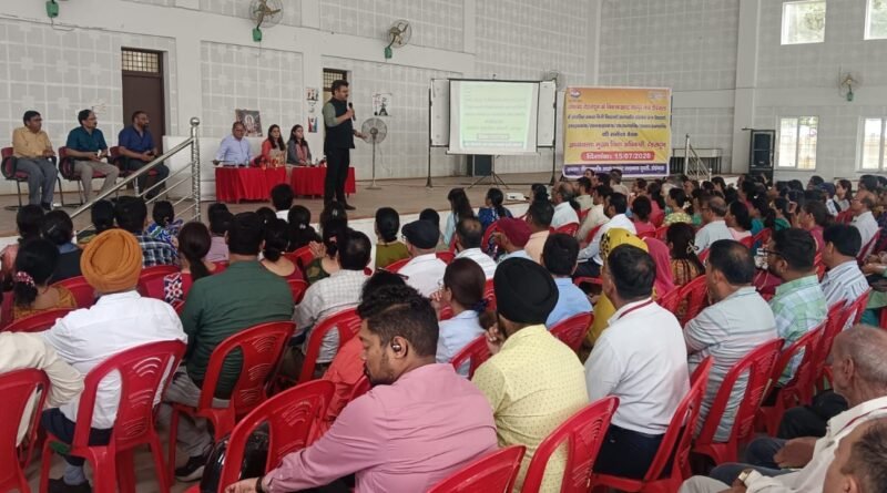 रायपुर-डोईवाला के विद्यालयों की समीक्षा, शिक्षा व्यवस्था को लेकर सीईओ का सख्त संदेश