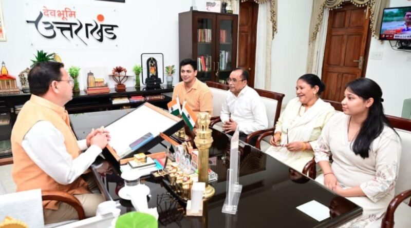 मुख्यमंत्री धामी से मिले शेफ केशव नेगी, सहयोग के लिए जताया आभार