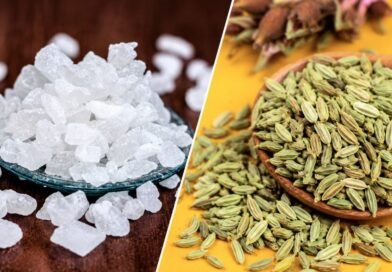 खाने के बाद सौंफ-मिश्री क्यों खाते हैं? जानिए इसके फायदे और किन लोगों को रखनी चाहिए सावधानी