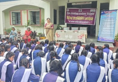 जिला सेवायोजन विभाग के तत्वावधान में राजकीय बालिका इंटर कॉलेज भीमताल में एक दिवसीय कैरियर काउंसिलिंग कार्यक्रम आयोजित