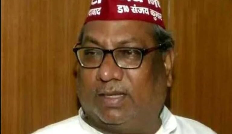 मछुआरा समाज के वोटों की दलाली करने वालों से रहें सावधान: संजय निषाद