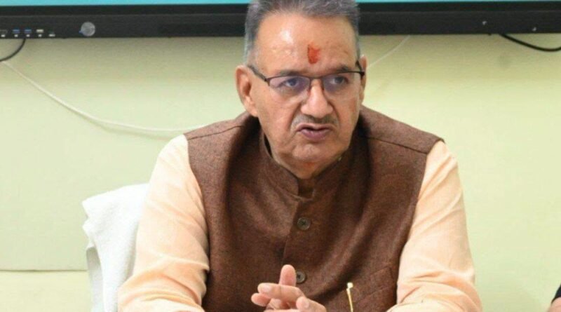 नितिन नबीन के कुमाऊं दौरे को लेकर तैयारियां तेज, मंत्री गणेश जोशी ने अधिकारियों के साथ की बैठक