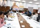 33 समस्याओं में 13 का मौके पर निस्तारण, सीएम हेल्पलाइन के लंबित मामलों की भी समीक्षा
